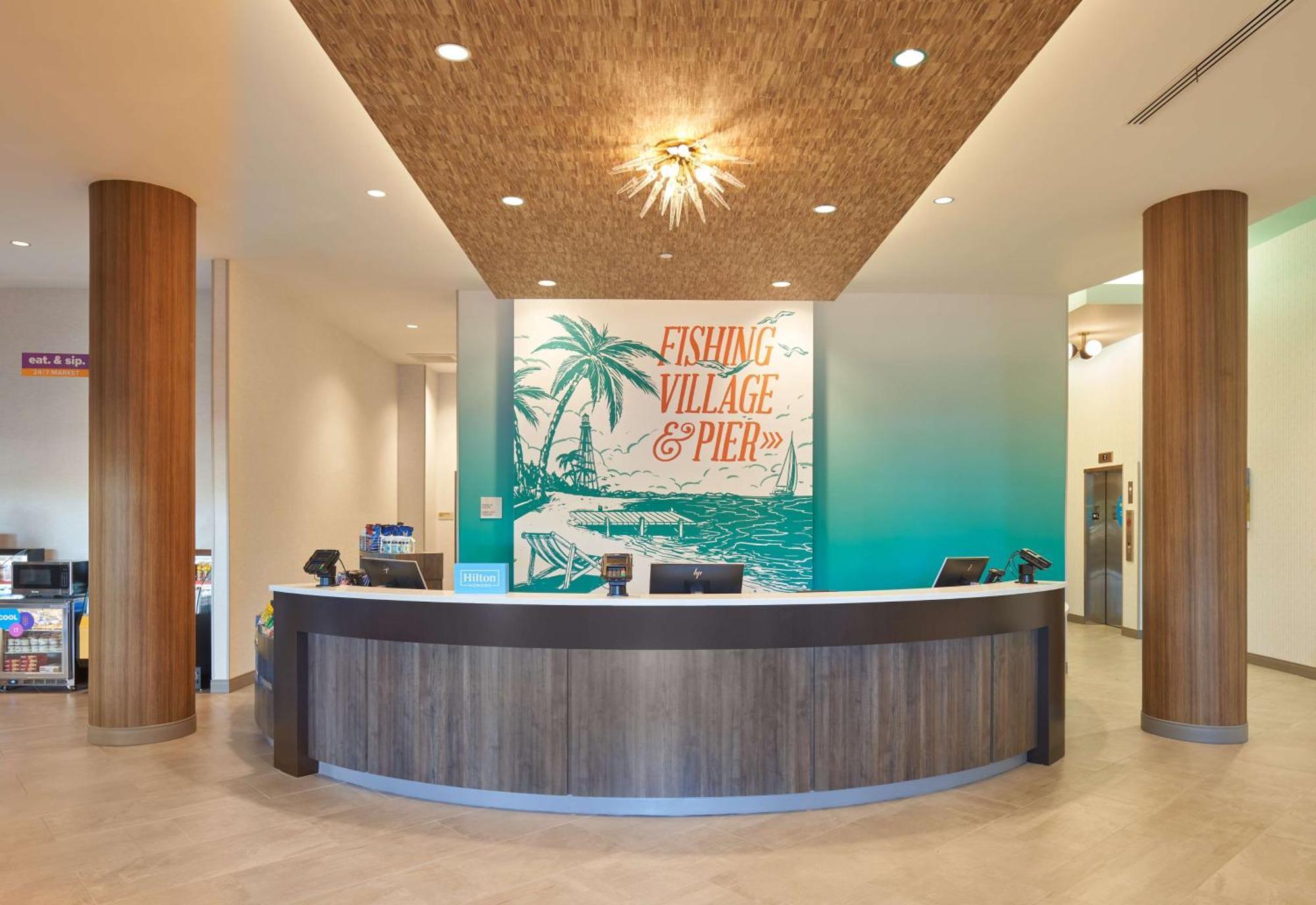 Tru By Hilton Pompano Beach Pier Exterior photo